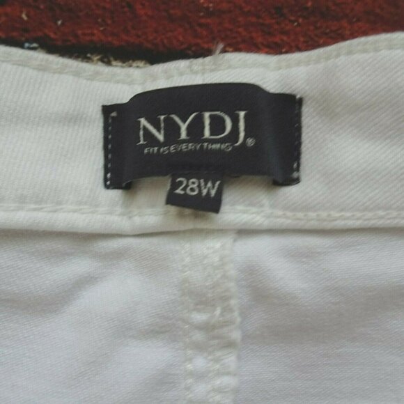 NWT NYDJ Skinny Capri Plus Jean Denim White Lift Tuck Technology Stretch 28W - Picture 7 of 12
